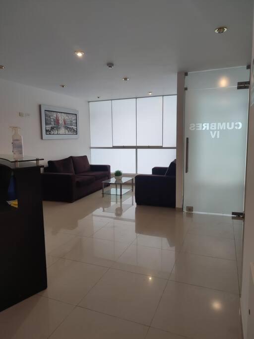 Dpto Entero, 2do Piso, Ascensor Y Cochera Apartment Lima