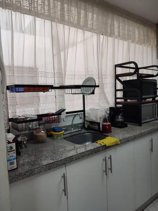 Dpto Entero, 2do Piso, Ascensor Y Cochera Apartment Lima