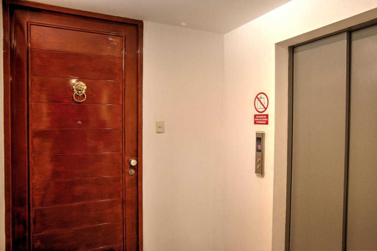Apartment Dpto Entero, 2do Piso, Ascensor Y Cochera